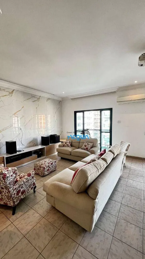 Apartamento, 3 quartos, 190 m² - Foto 2