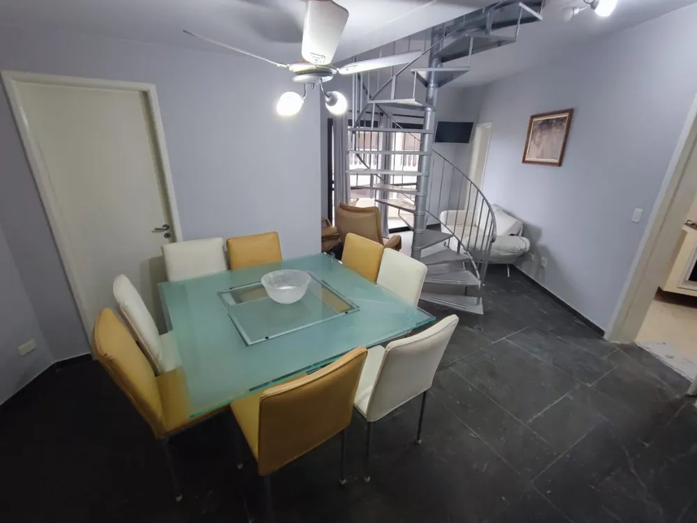 Cobertura, 3 quartos, 210 m² - Foto 3