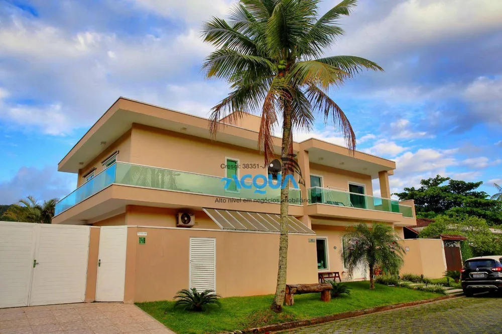 Casa de Condomínio, 6 quartos - Foto 1