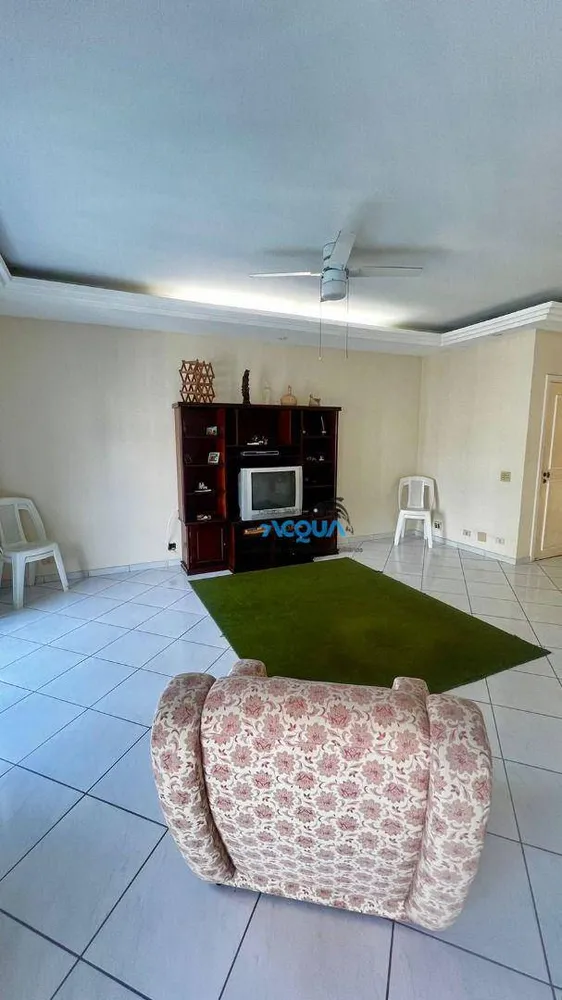 Apartamento, 3 quartos, 190 m² - Foto 2