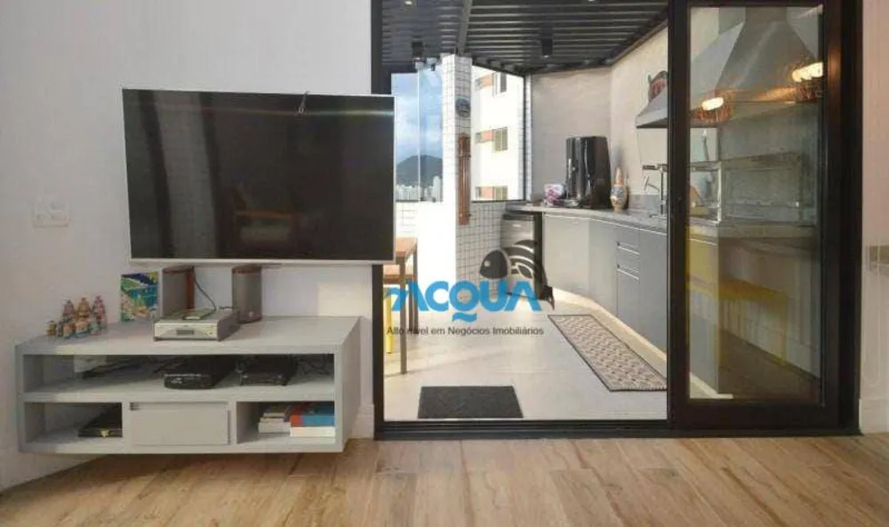 Cobertura, 3 quartos, 280 m² - Foto 4