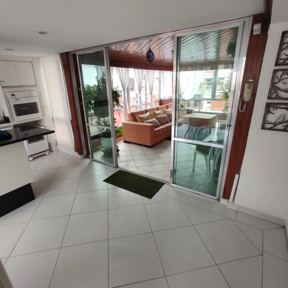 Cobertura, 3 quartos, 170 m² - Foto 3