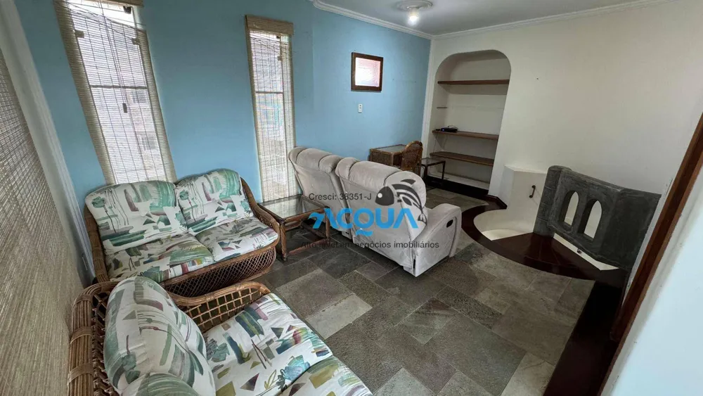 Cobertura, 3 quartos, 215 m² - Foto 2