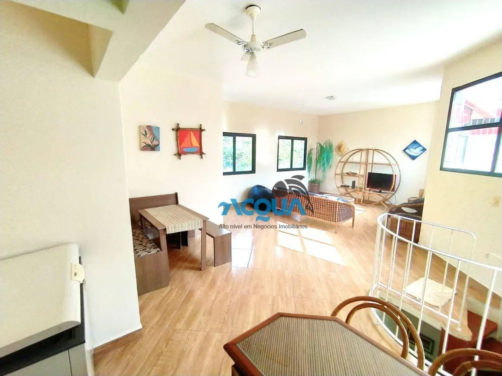 Cobertura, 4 quartos, 220 m² - Foto 1