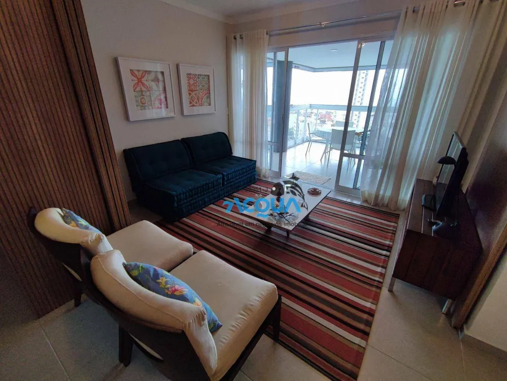 Cobertura, 3 quartos, 210 m² - Foto 2