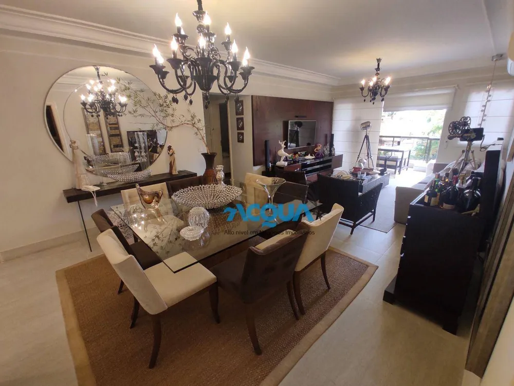 Apartamento, 3 quartos, 160 m² - Foto 1