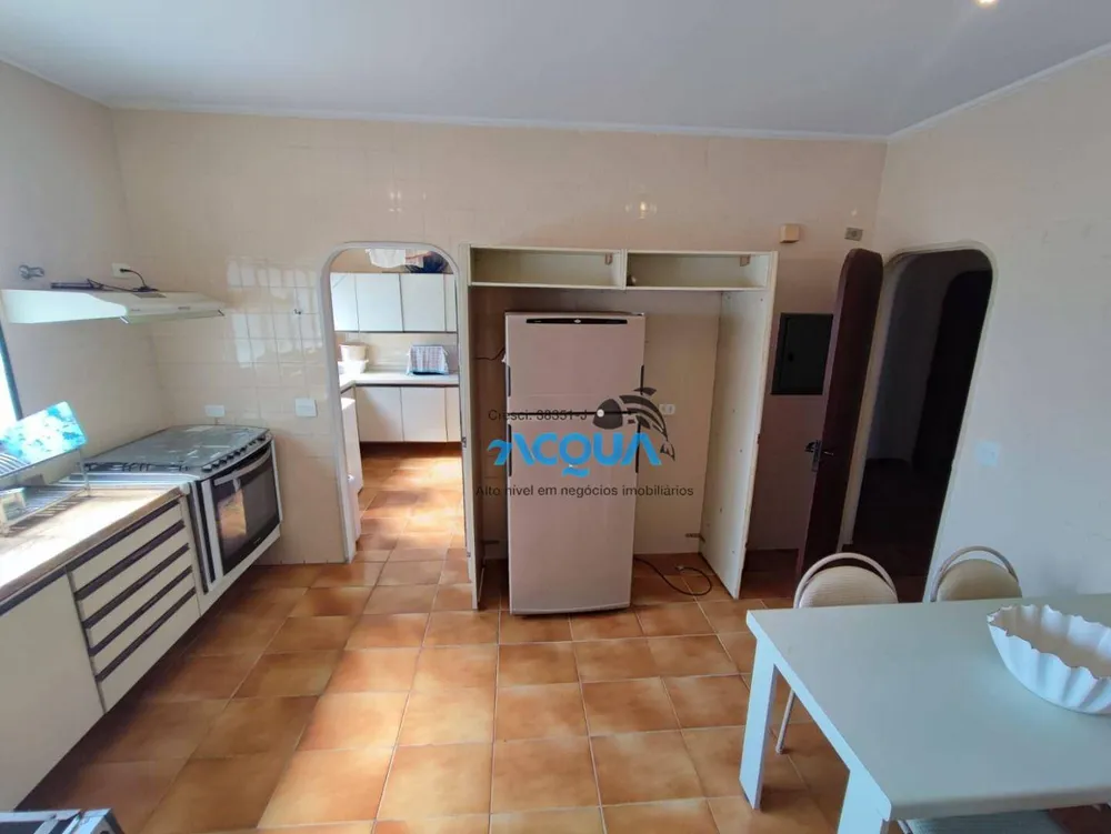 Apartamento, 3 quartos, 220 m² - Foto 2