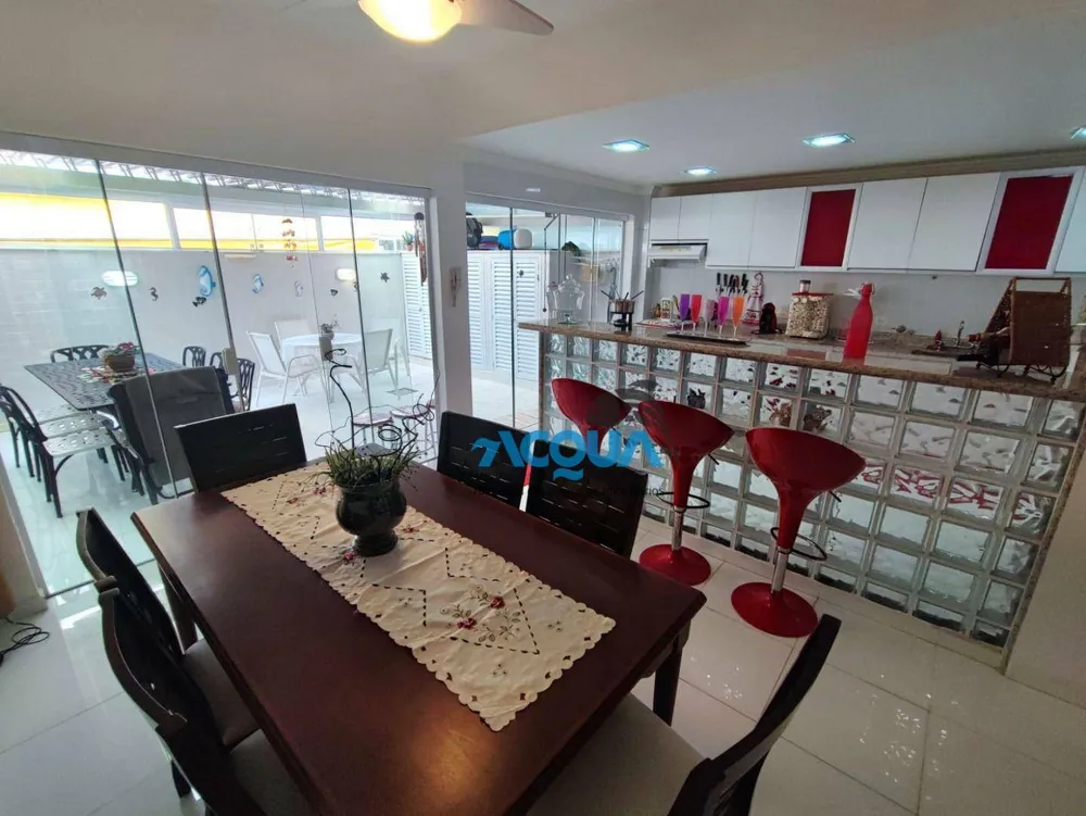 Sobrado, 3 quartos, 208 m² - Foto 3
