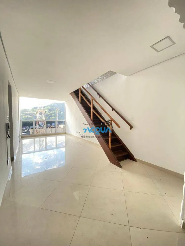 Cobertura, 3 quartos, 190 m² - Foto 3