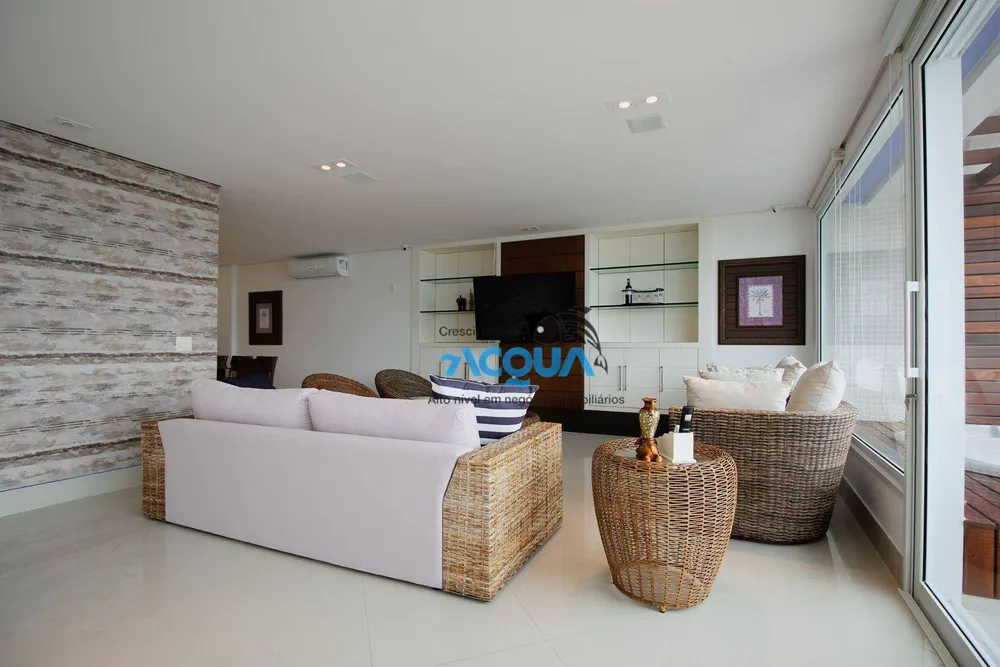 Apartamento, 4 quartos, 255 m² - Foto 1