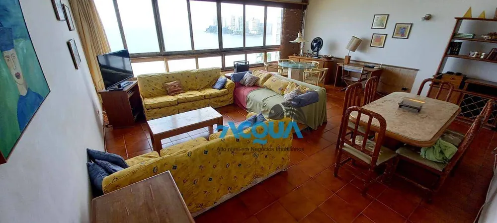 Apartamento, 3 quartos, 190 m² - Foto 2