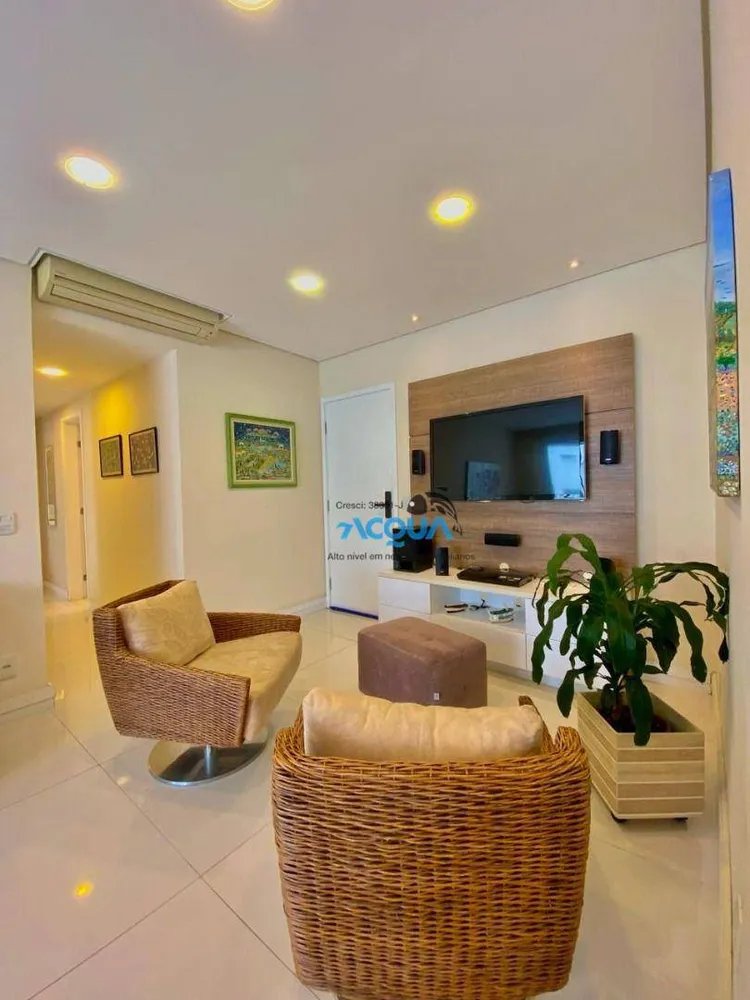 Apartamento, 3 quartos, 130 m² - Foto 2