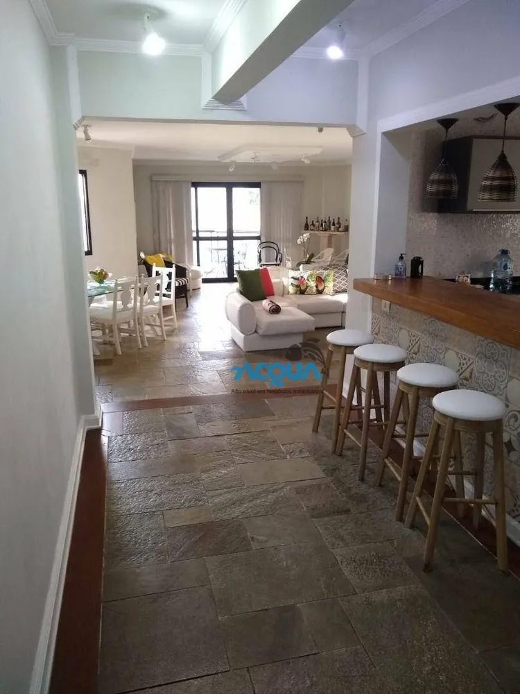 Apartamento, 3 quartos, 200 m² - Foto 1