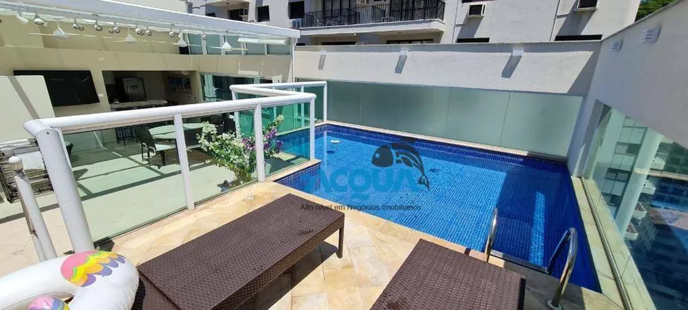 Cobertura, 3 quartos, 228 m² - Foto 1