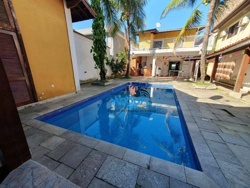 Casa de Condomínio, 9 quartos - Foto 1