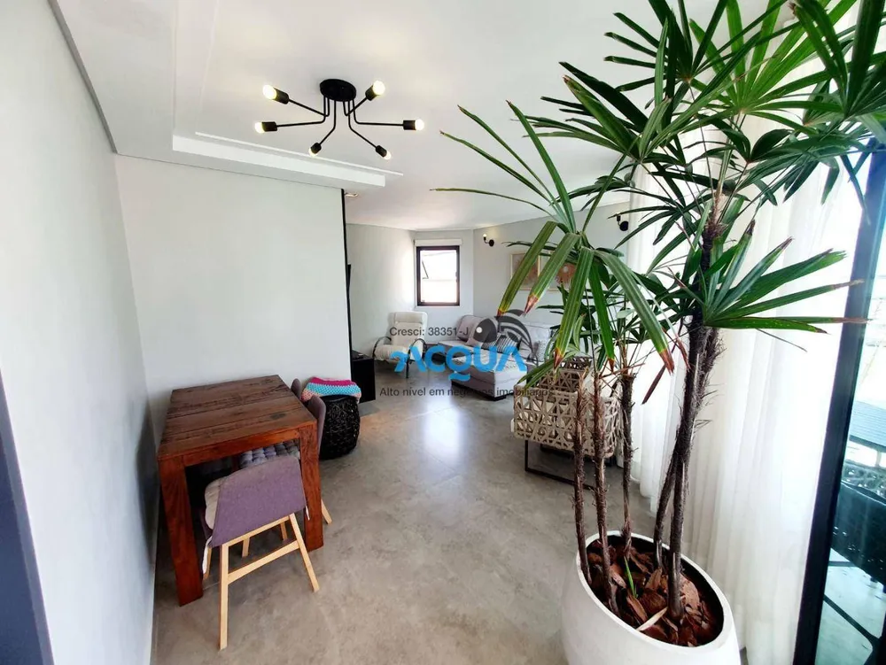 Cobertura, 3 quartos, 190 m² - Foto 2