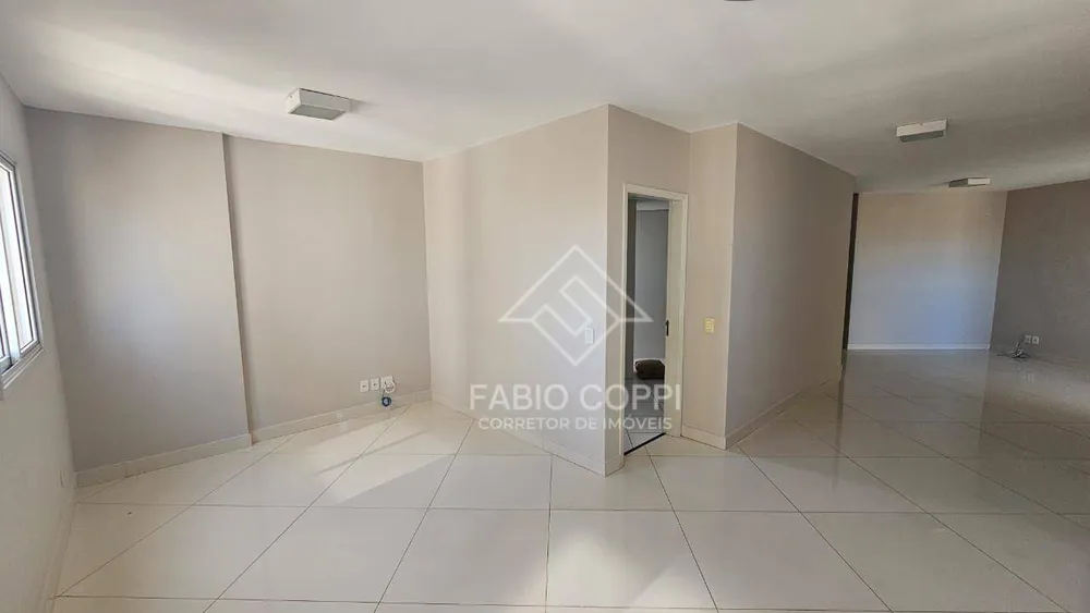 Apartamento, 3 quartos, 136 m² - Foto 3