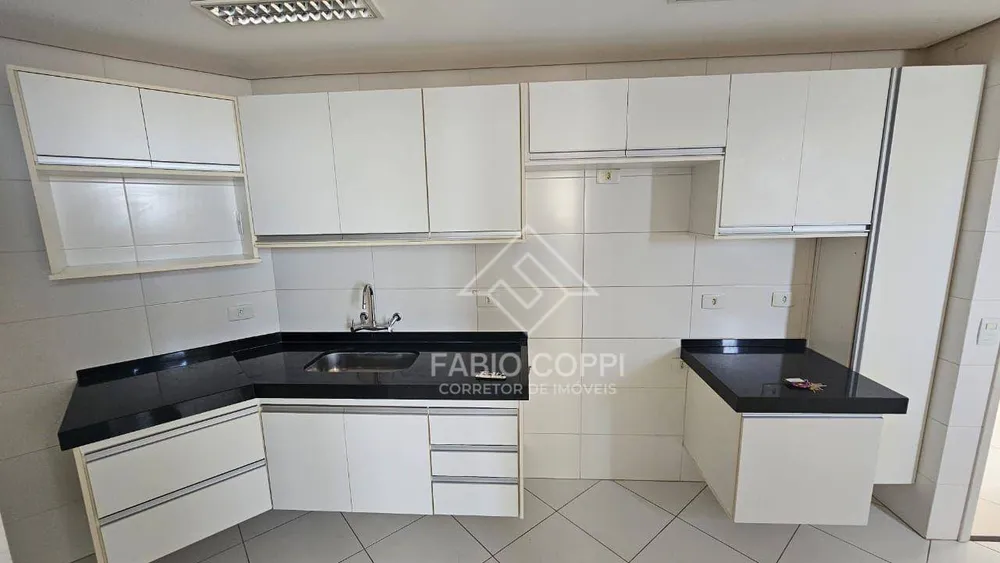 Apartamento, 3 quartos, 136 m² - Foto 2