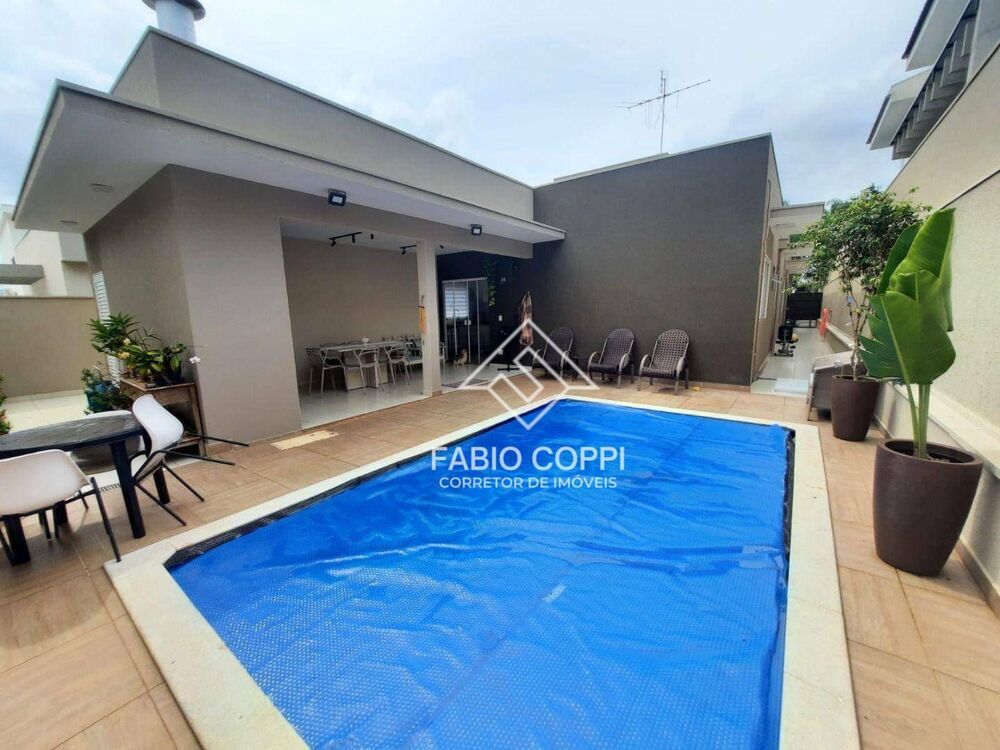 Casa de Condomínio à venda com 4 quartos, 230m² - Foto 4