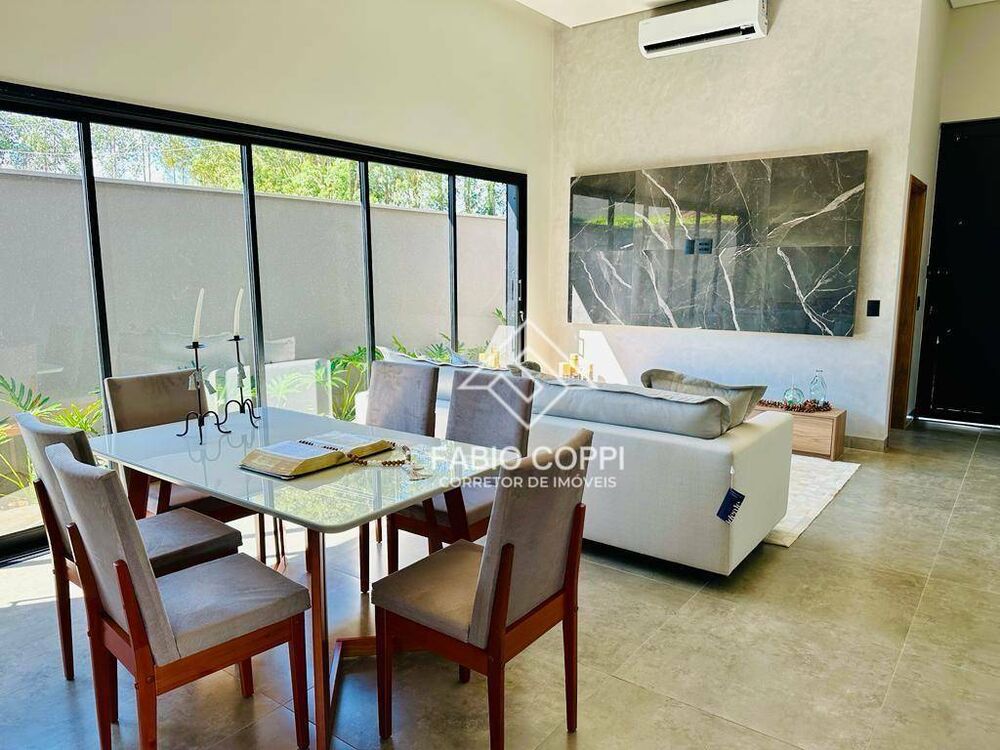 Casa de Condomínio à venda com 3 quartos, 192m² - Foto 2