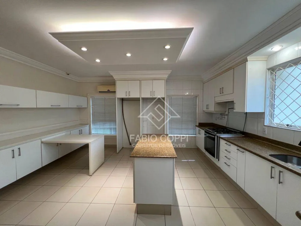 Casa, 3 quartos, 568 m² - Foto 3