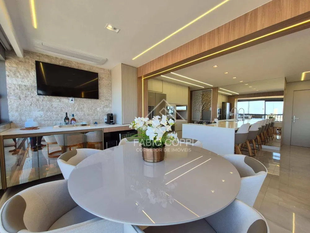 Apartamento, 3 quartos, 127 m² - Foto 1