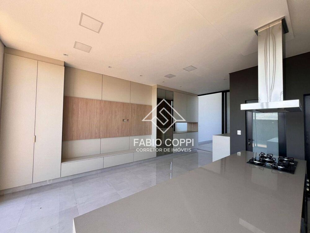 Casa de Condomínio à venda com 3 quartos, 230m² - Foto 3