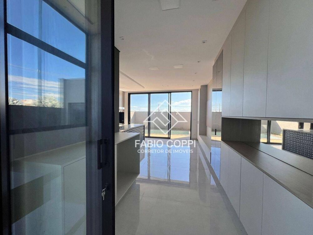 Casa de Condomínio à venda com 3 quartos, 230m² - Foto 15