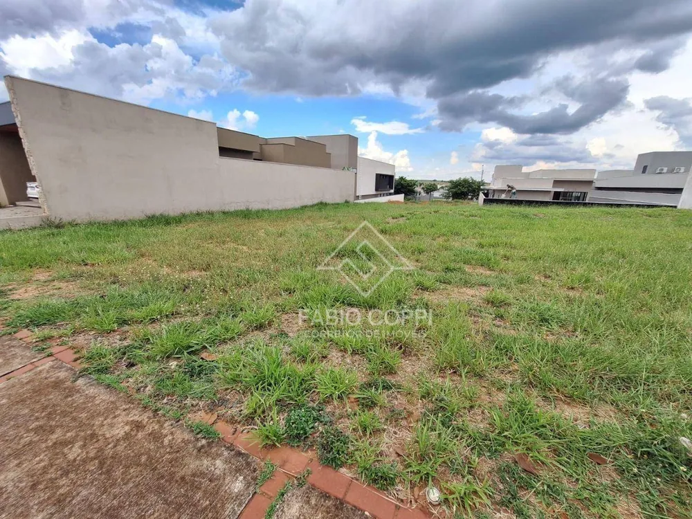 Loteamento e Condomínio, 1011 m² - Foto 2
