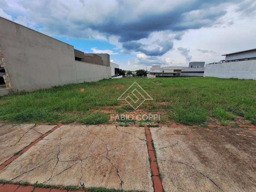 Loteamento e Condomínio, 1011 m² - Foto 3