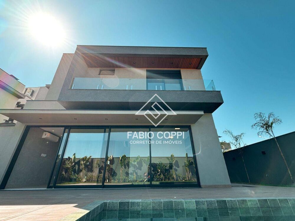 Casa de Condomínio à venda com 3 quartos, 235m² - Foto 3