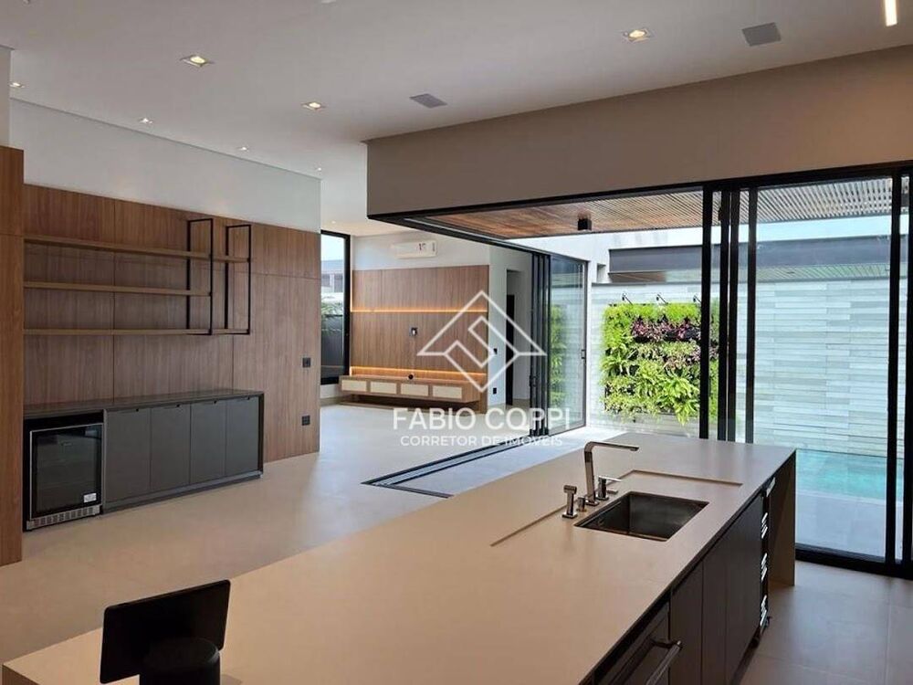 Casa de Condomínio à venda com 3 quartos, 274m² - Foto 2