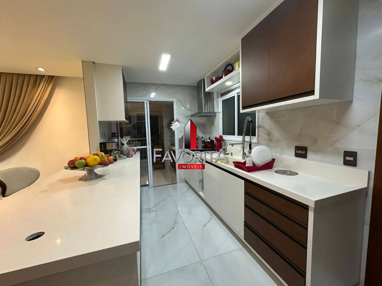 Apartamento à venda com 3 quartos, 171m² - Foto 24