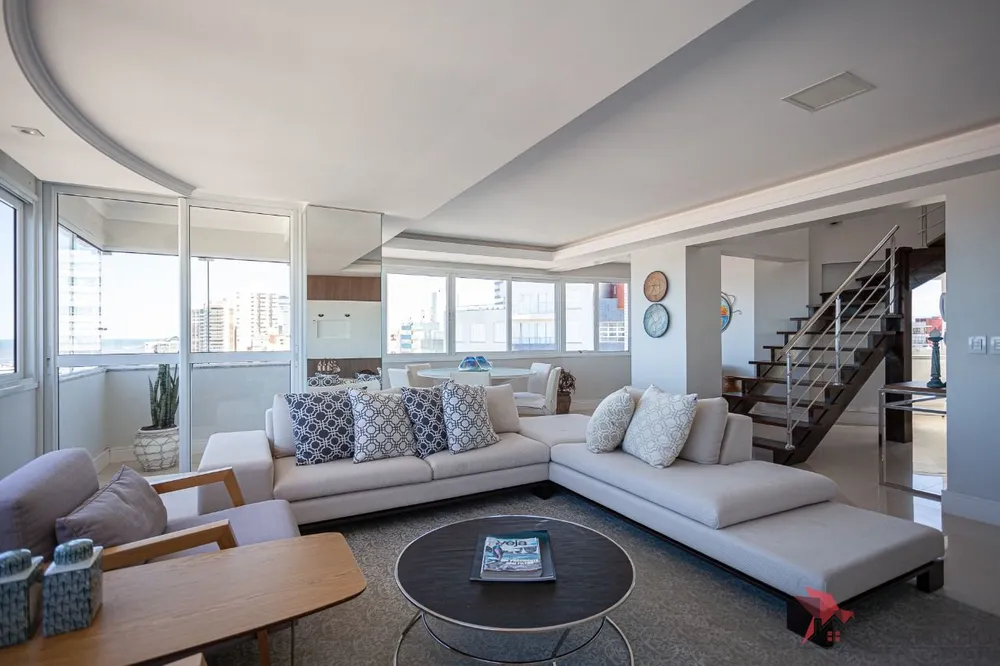 Cobertura, 3 quartos, 135 m² - Foto 4