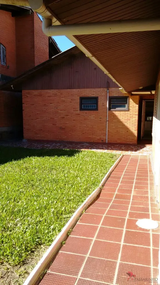 Casa, 7 quartos, 190 m² - Foto 3