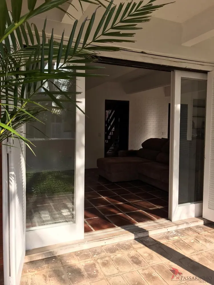 Casa, 5 quartos, 140 m² - Foto 4
