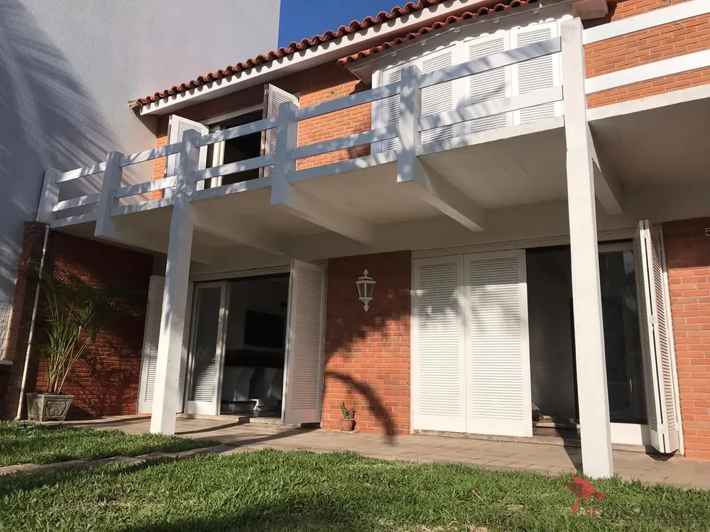 Casa, 5 quartos, 140 m² - Foto 2