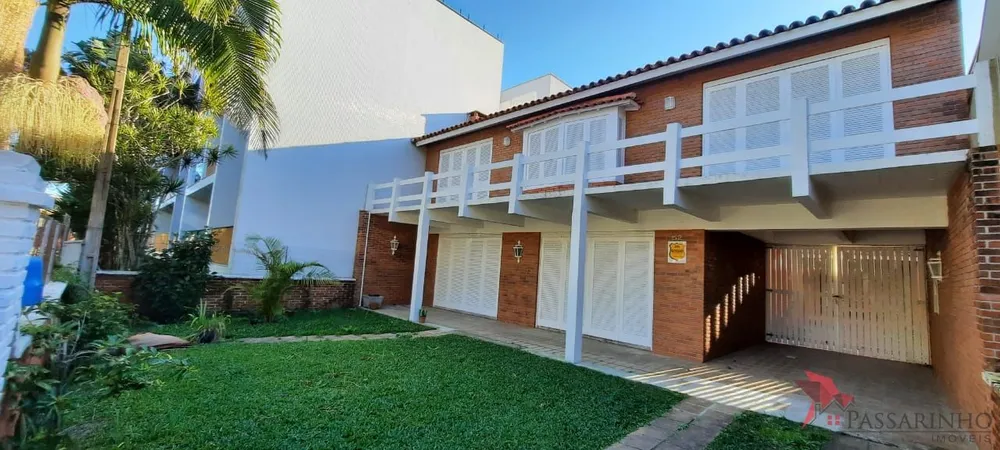 Casa, 5 quartos, 140 m² - Foto 1