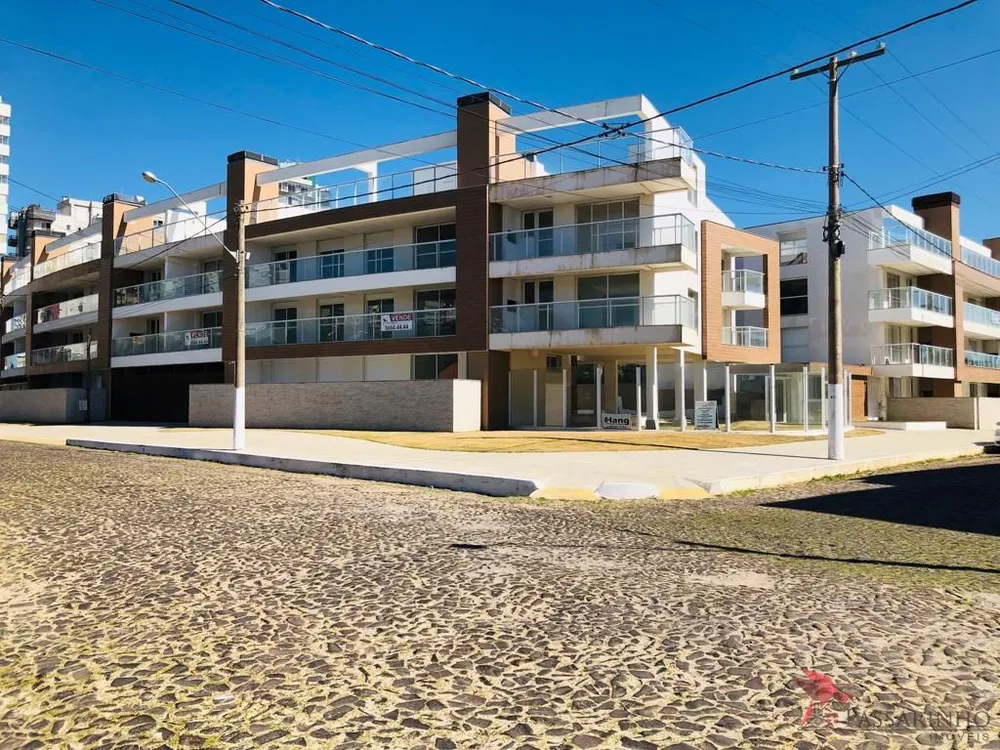 Cobertura, 3 quartos, 243 m² - Foto 1