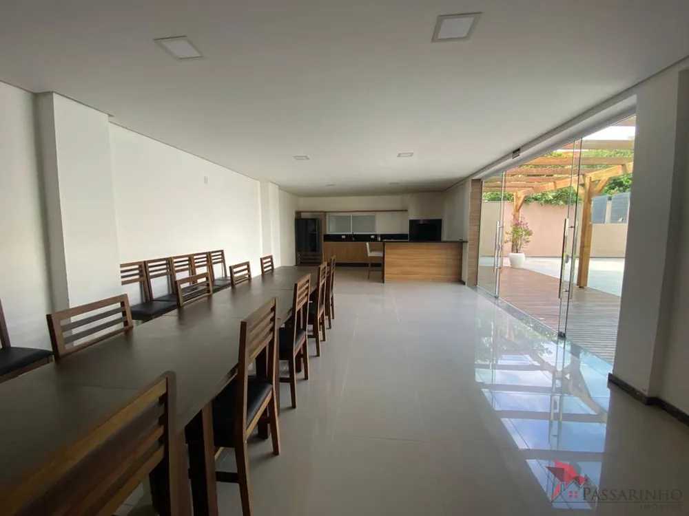 Cobertura, 3 quartos, 243 m² - Foto 4