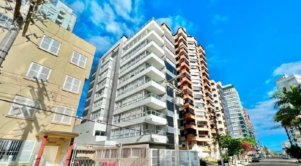 Cobertura, 3 quartos, 208 m² - Foto 2