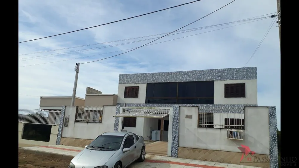 Casa, 5 quartos, 220 m² - Foto 1
