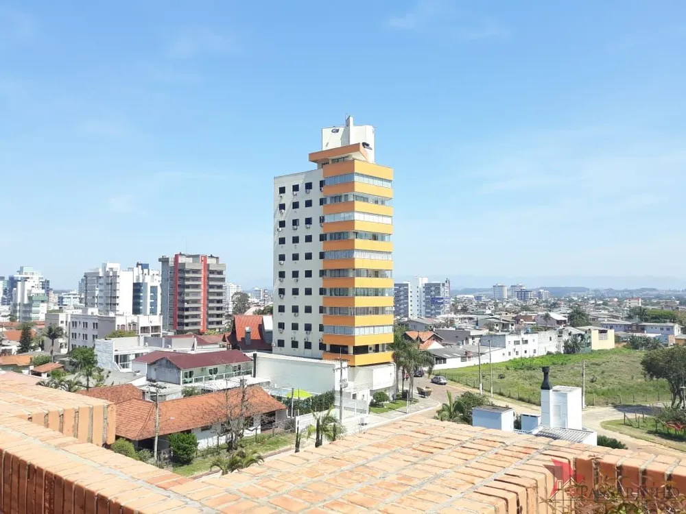 Cobertura, 3 quartos, 145 m² - Foto 1