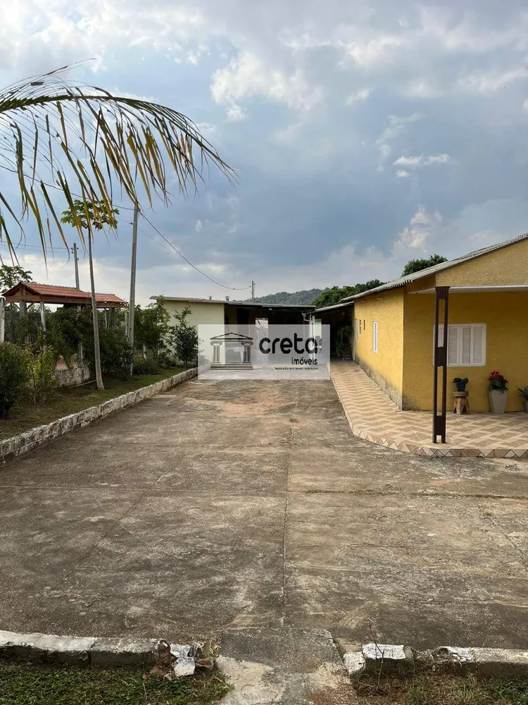 Chácara, 6 quartos, 3000 m² - Foto 1