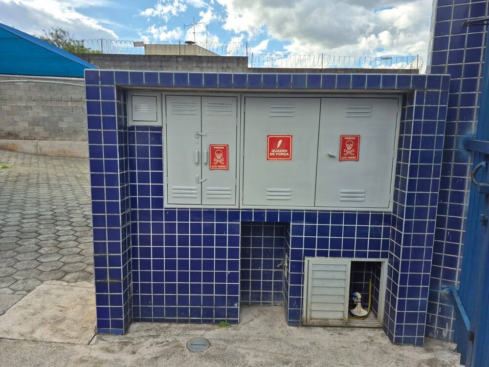 Depósito-Galpão-Armazém para alugar, 2422m² - Foto 4