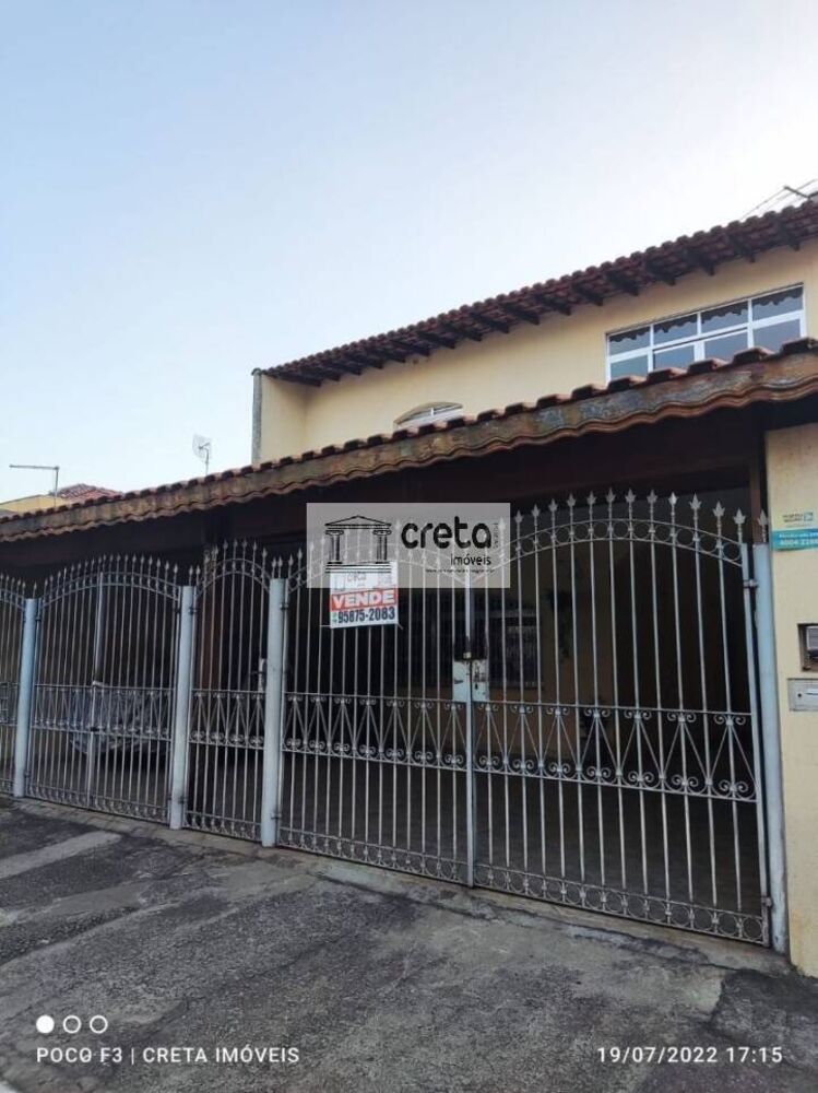 Sobrado, 3 quartos, 382 m² - Foto 1
