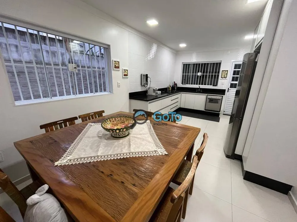 Sobrado, 3 quartos, 158 m² - Foto 2