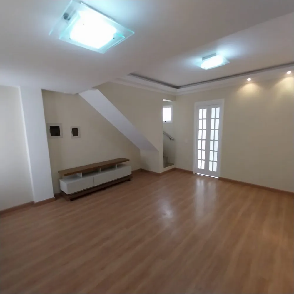 Casa, 3 quartos, 109 m² - Foto 2
