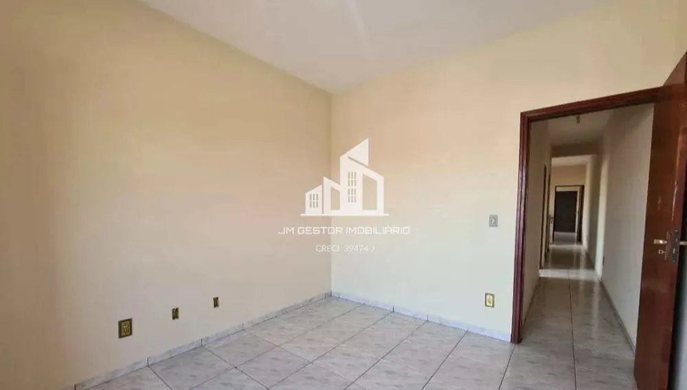 Casa, 4 quartos, 242 m² - Foto 4