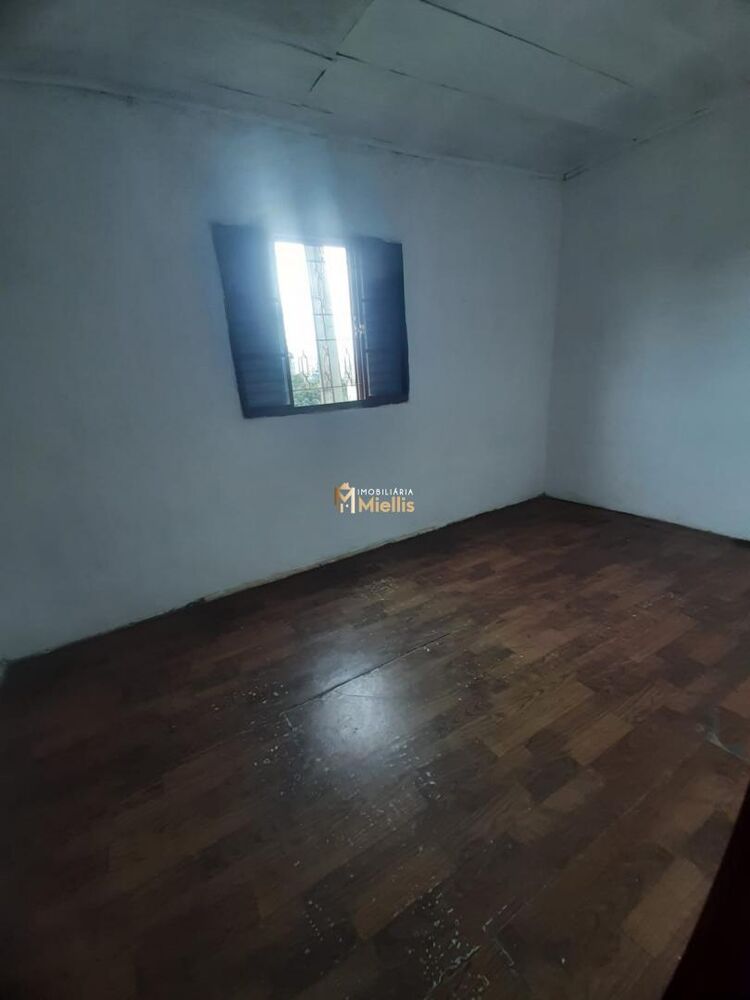 Casa à venda com 4 quartos, 90m² - Foto 7